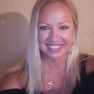 Meet your Posher, Lana