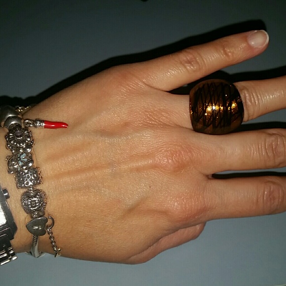 Glass ring - Picture 3 of 3