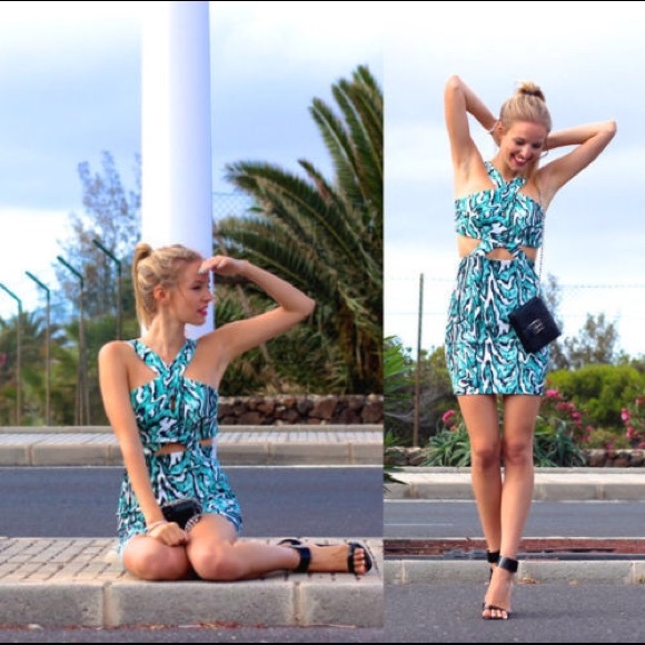 Zara Floral Tropical Backless Bodycon Dress - Picture 4 of 8