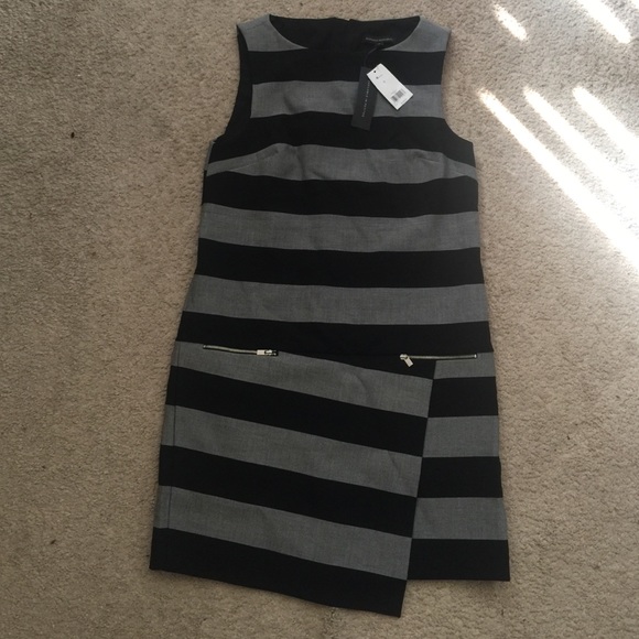 Women's very nice BNWT Banana Republic dress sz 4
