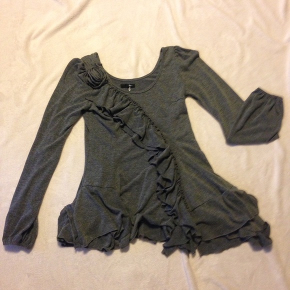 Ryu: long sleeve top