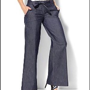NY&CO wide leg pants/jeans with belt
