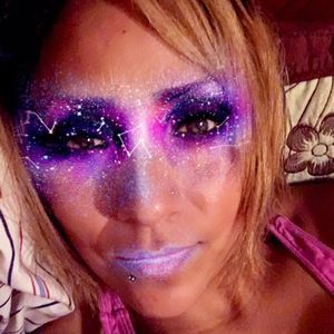 Meet your Posher, Monica