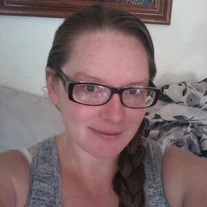 Meet your Posher, Niki