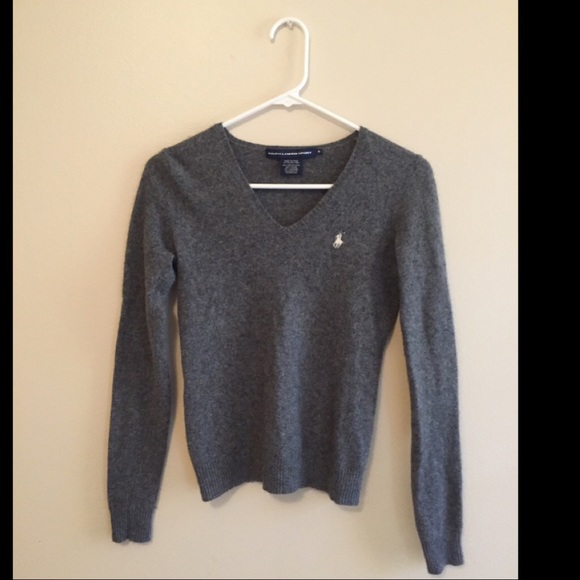 🏅Genuine Gray Ralph Lauren Sweater!❄️