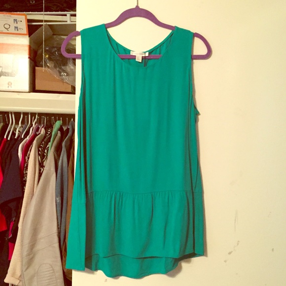 See U Soon Green Sleeveless Shirt - Picture 1 of 4