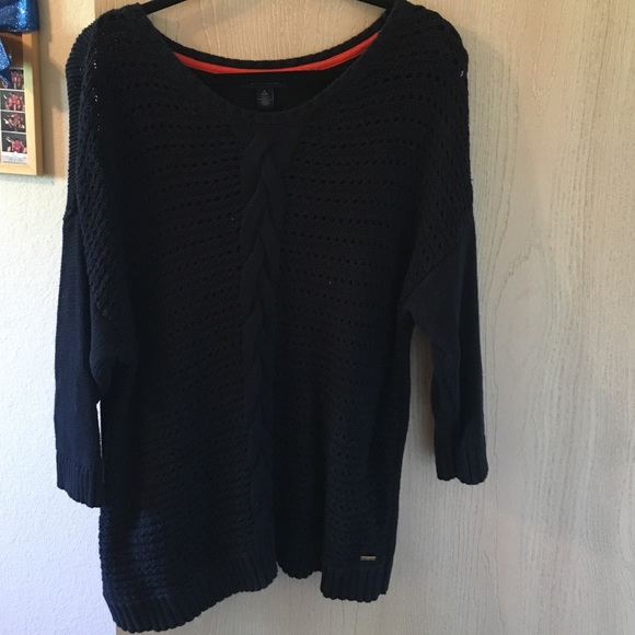 Tommy Hilfiger navy knitted sweater