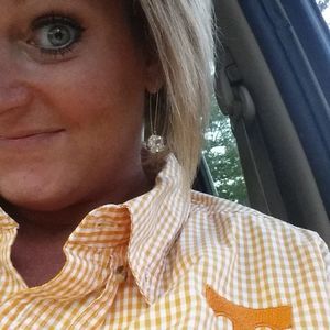 Meet your Posher, Beth