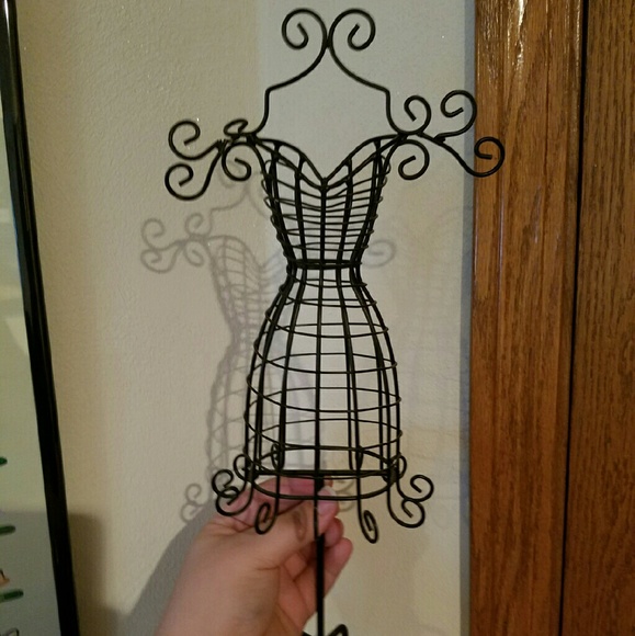 Necklace/earring holder