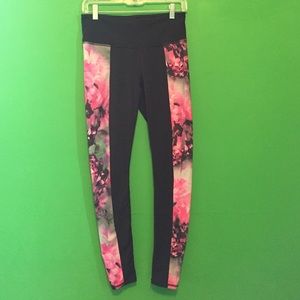 Athleta yoga pants size S