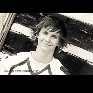 Meet your Posher, Aaron