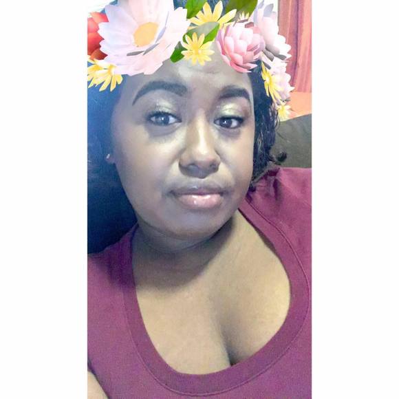 Meet your Posher, Basilla - Picture 1 of 1