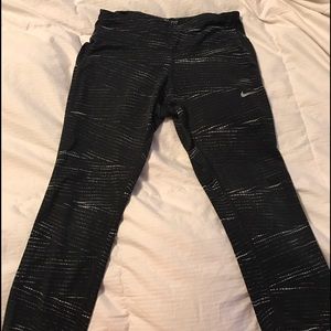 XS Nike Dri-Fit Running capris