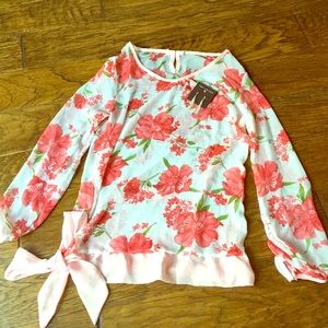 Loose flower pattern shirt