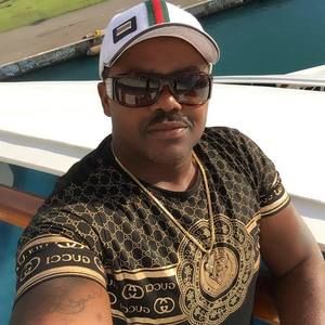 Meet your Posher, Reginald