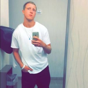 Meet your Posher, Cooper