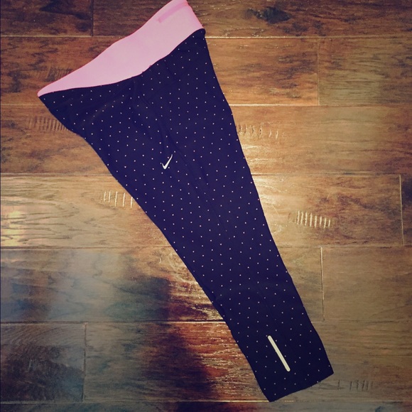 Nike Pants - Nike Dry Fit Capri Leggings