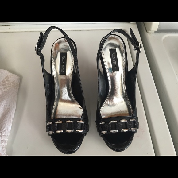 White House Black Market Wedges