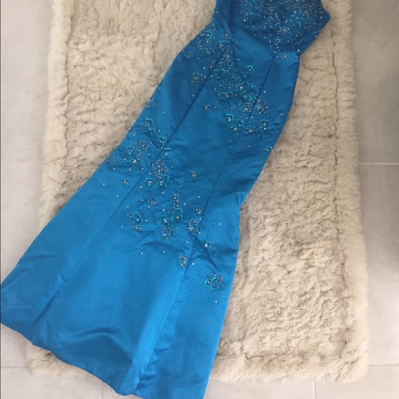 Blue Trumpet Pageant Dress / Prom Dress, size small - Picture 6 of 9