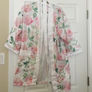 Floral robe with pockets