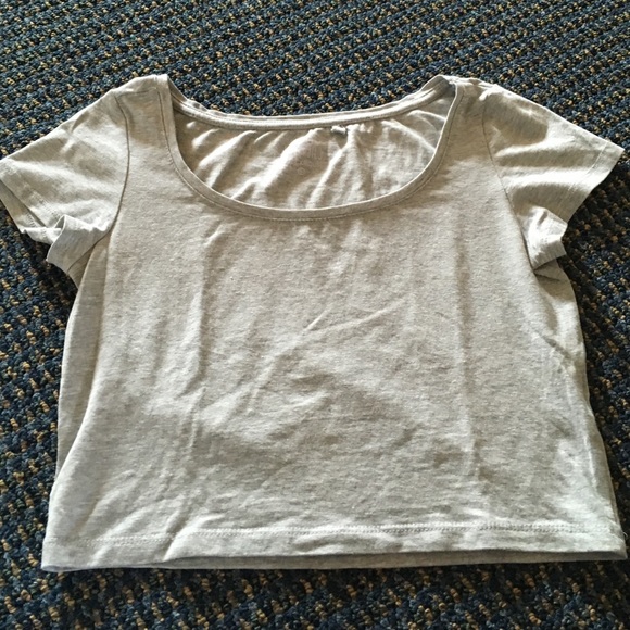 Gray crop top