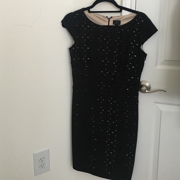Black dress - great quality! Size 4