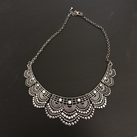 Statement necklace