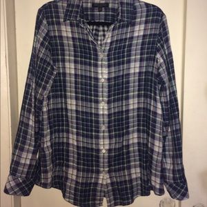 BR soft wash boyfriend fit shirt