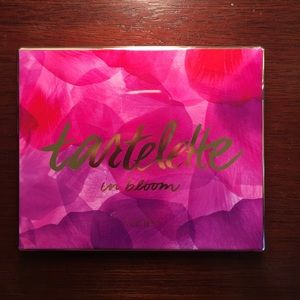 Tarte Tartlette in Bloom (2) Pallet