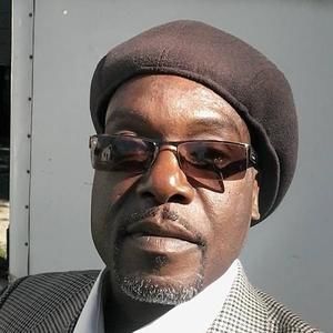 Meet your Posher, Eric