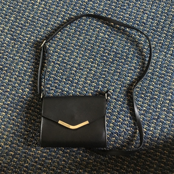 Black purse