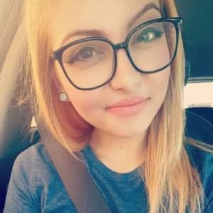 Meet your Posher, Anissa