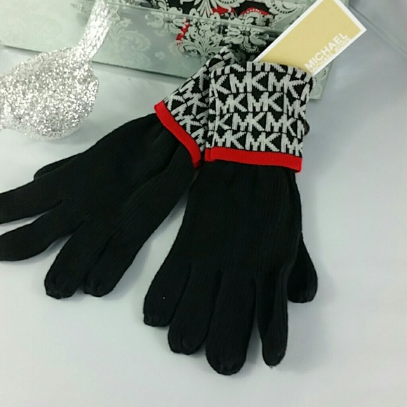 Michael Kors monogrammed gloves NWT - Picture 2 of 4