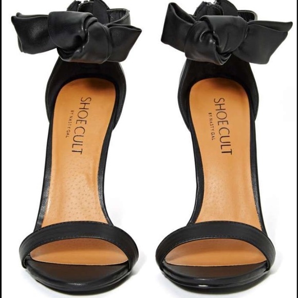 Shoe cult "rapture" heels sz 8