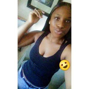 Meet your Posher, Amia