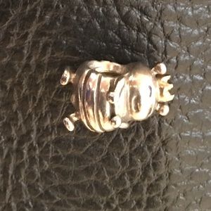Pandora