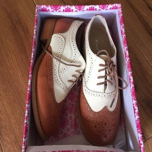 Wing tip shoes- brand new