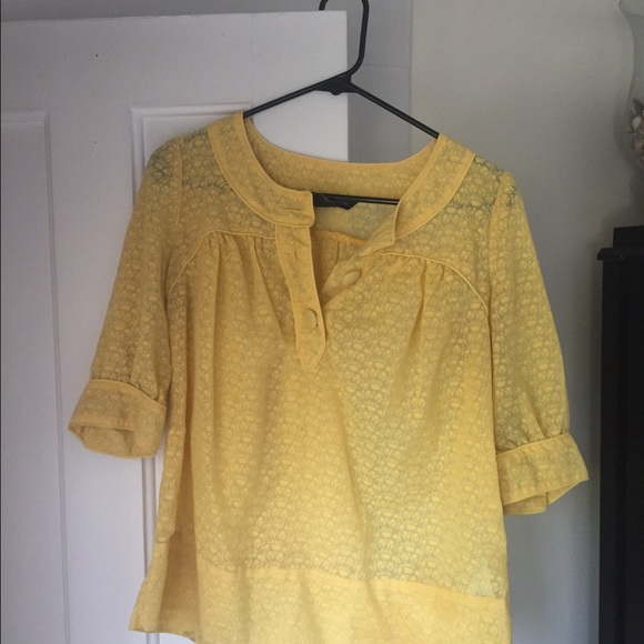Super cute yellow French connection blouse - Picture 4 of 4