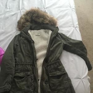 Abercrombie kids jacket. Size M, fits 10-12 yrs old. Military green.