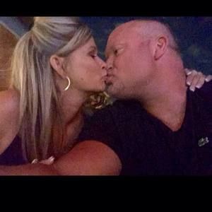 Meet your Posher, Angie