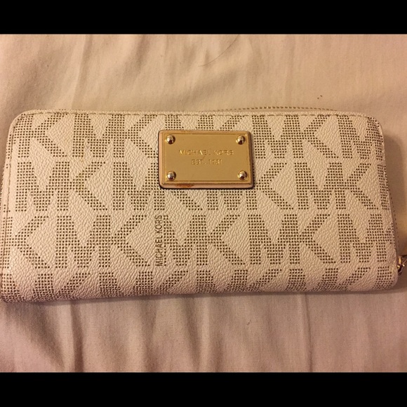 MK wallet