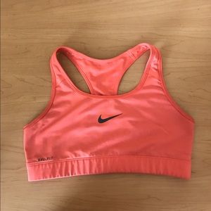 Nike Dri Fit Sports Bra Medium