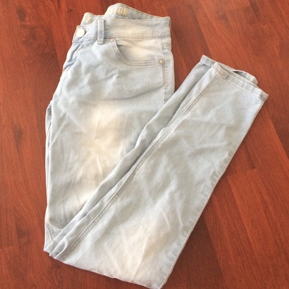 Light blue Rue 21 skinny Jeans