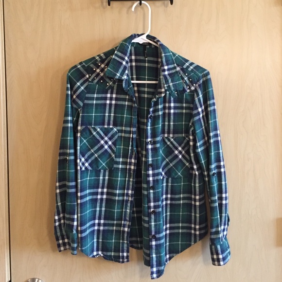 Nollie PacSun plaid flannel shirt XS with studs