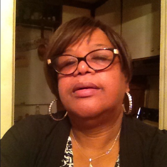 Meet your Posher, Frances