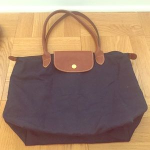 Small Navy Longchamp with shoulder handles