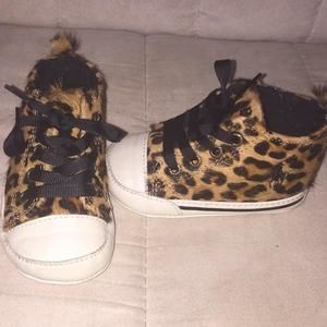 Ralph Lauren Leopard fur soft bottom sneakers with black satin ribbon lace