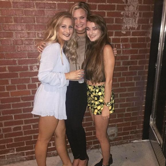 Meet your Posher, Abby - Picture 1 of 1