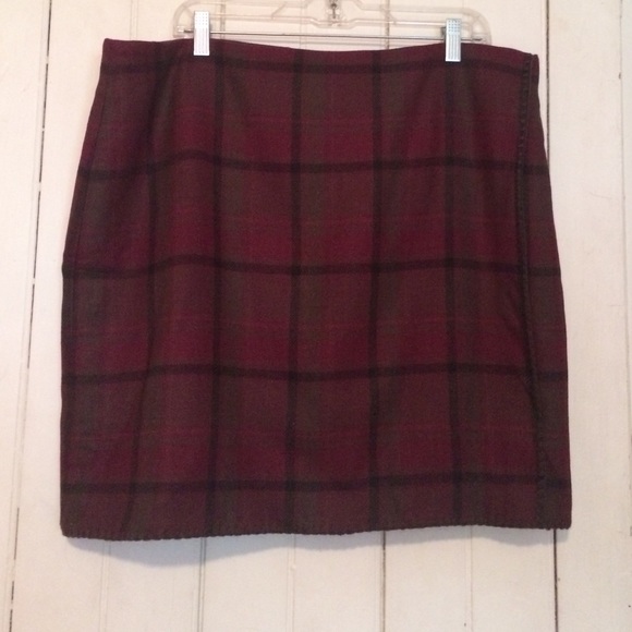 Brand new Eddie Bauer wool skirt