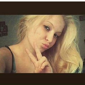 Meet your Posher, Desirae